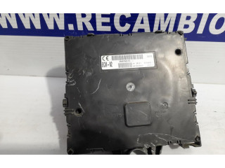 Pojistková skříňka 284B15651R Renault Kangoo 2016