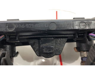 Топливная рампа 036971824D   Skoda Roomster (5J)  