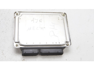 Řídící jednotka 06A906032R, 06A906032R Audi TT Mk1 2001