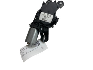 Моторчик заднего дворника 31349380    Volvo XC90