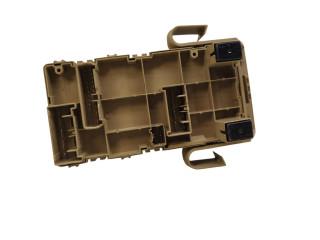 Pojistková skříňka 82201AJ000, JB200500 Subaru Legacy 2010