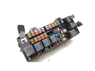 Блок предохранителей 670037998, 22122015 Maserati Levante