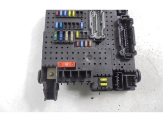 Блок предохранителей  8676391, 8676391   Volvo V70    