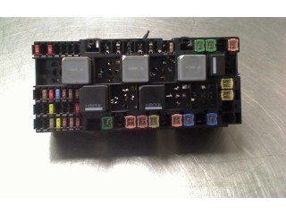 Блок предохранителей Ford Transit Custom