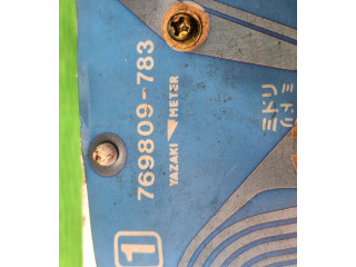 Панель приборов 769809783   Mazda 323 F       