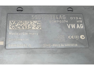 Блок комфорта 5Q0937084AG   Skoda Octavia Mk3 (5E)   