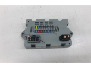 Pojistková skříňka SW71739084 Jaguar F-Pace 2021