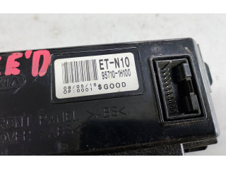 Экран/ дисплей / маленький экран 95710-1H100   KIA Ceed    