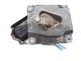 Моторчик дворников 0390241114, MB952177 Mitsubishi Carisma