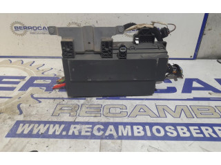 Блок предохранителей GX7314C445AB Jaguar XK - XKR