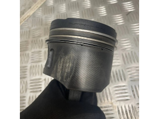  Поршень с шатуном    Jeep Grand Cherokee (WJ) для дизельного двигателя 2.7