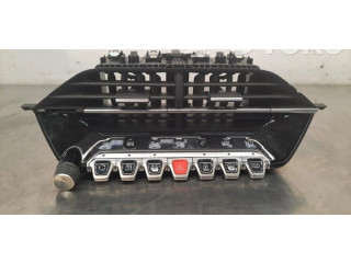 Блок управления климат-контролем 9823457080 Peugeot 2008 II