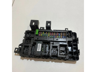 Pojistková skříňka FR3T15604BJ Ford Mustang VI 2015