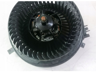Вентилятор печки 5Q1819021G Skoda Octavia Mk3 (5E)