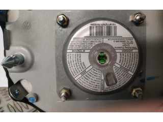 Подушка безопасности водителя 1C0880201M   Volkswagen New Beetle