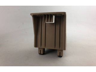 Pojistková skříňka 82201AG040 Subaru Legacy 2008