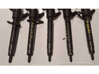 Форсунка 30777526 Volvo V70 D5244T4