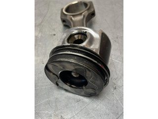 Píst 05142544AA Jeep Liberty pro naftový motor 2.8