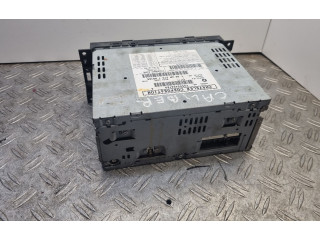 Радио/ проигрыватель CD/DVD / навигация