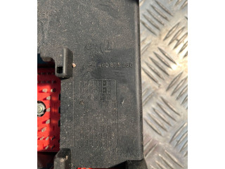 Блок предохранителей 13112918, 460023260 Opel Vectra C