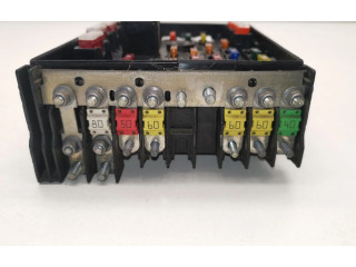 Pojistková skříňka 3C0937125 Volkswagen PASSAT 2010