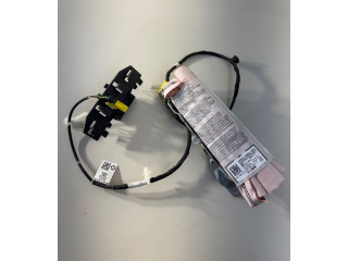 Подушка безопасности в сиденье 6V0880242D, 1148999570633 Skoda Fabia Mk3 (NJ)