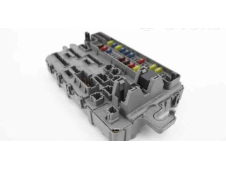 Блок предохранителей    Honda Jazz    