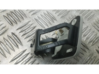 Другая деталь салона