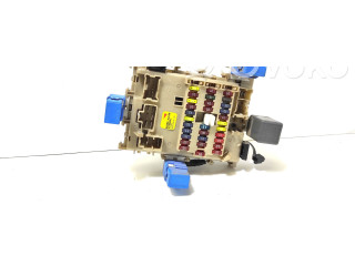 Pojistková skříňka 243504U100 Nissan Almera Tino 2001