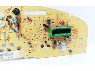 Панель приборов    Audi A6 S6 C4 4A       