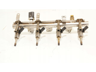 Топливная рампа 06J133317J Volkswagen Golf VI