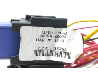 Блок предохранителей PDBX82, 3940 Nissan NV300