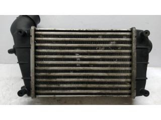 Интеркулер 1686864, 517159990 Alfa Romeo GT 1.9