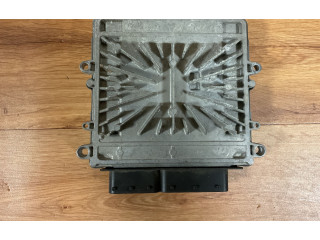 Блок управления двигателя 30785100AB   Volvo V70