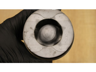 Поршень Jaguar XF X250