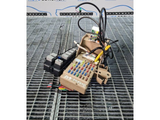 Блок предохранителей    Subaru Forester SH    