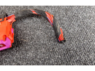 Pojistková skříňka 4F1941824B Audi Q7 4M 2019