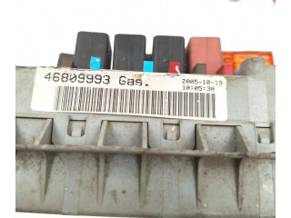 Блок предохранителей 46809993 Fiat Albea