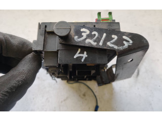 Pojistková skříňka 171941813D Volkswagen PASSAT B3 1991