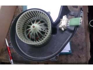 Вентилятор печки Opel Meriva A