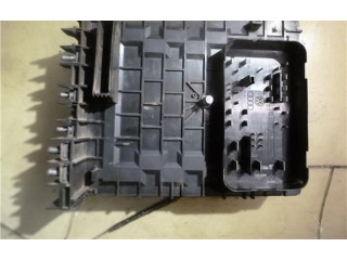 Блок предохранителей 1K0937125A   Audi A3 S3 8P    