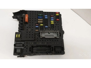 Блок предохранителей 30786646, 07W251   Volvo V70    
