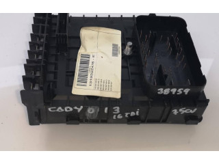 Pojistková skříňka 1K0937820B Volkswagen Caddy 2010
