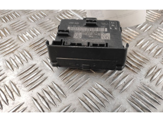 Блок управления дверью 8W1959395, 8W1959395   Audi Q5 SQ5