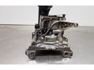 Масляный насос  DLAA 05C145208A  Audi A1 