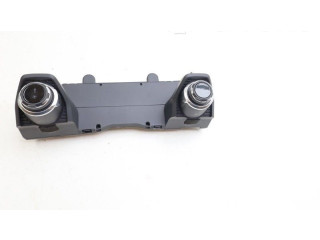 Блок управления кондиционера воздуха / климата/ печки (в салоне) 8893304828, P8893304828 Lynk & co 01