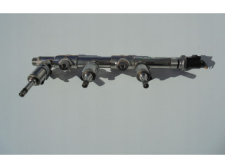 Vstřikovací lišta 04C133320F Volkswagen T-Roc