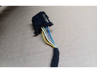 Зеркало электрическое Skoda Fabia Mk3 (NJ) 2015 - 2021 года