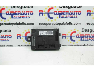 Блок комфорта 284B11867R   Renault Clio III   