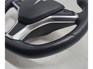 Volant Tesla Model S 2014   